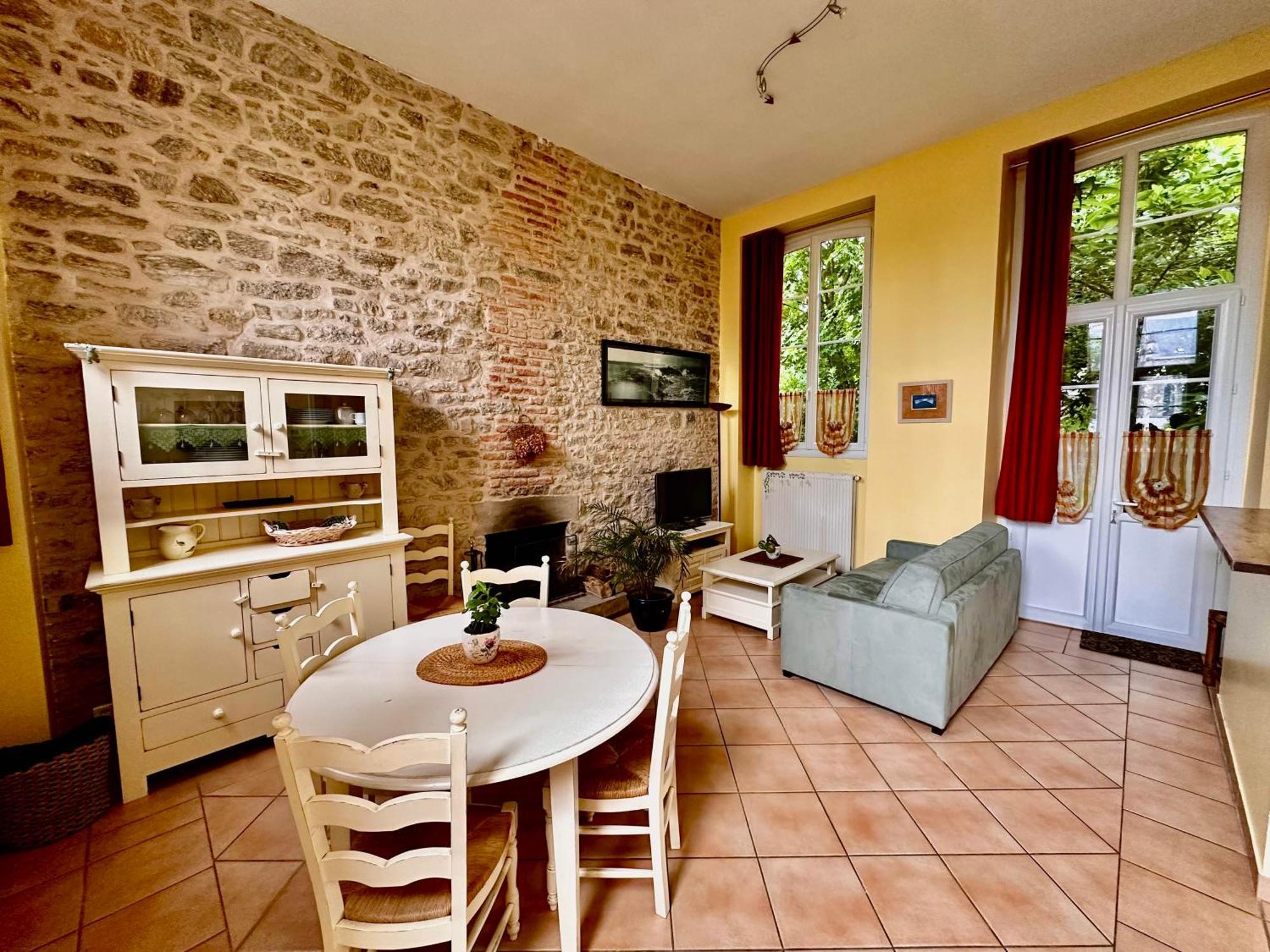 Cottage Dans Ancienne Ecole De 1850 - 2 A 4 Personnes Missillac Dış mekan fotoğraf